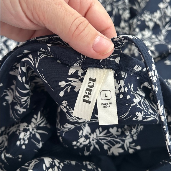 PACT Organic Cotton Fit and Flare Midi Dress in Navy White Floral Print NEW - L - Picture 10 of 14